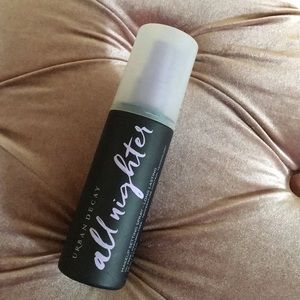 Urban Decay All Nighter Makeup Setting Spray